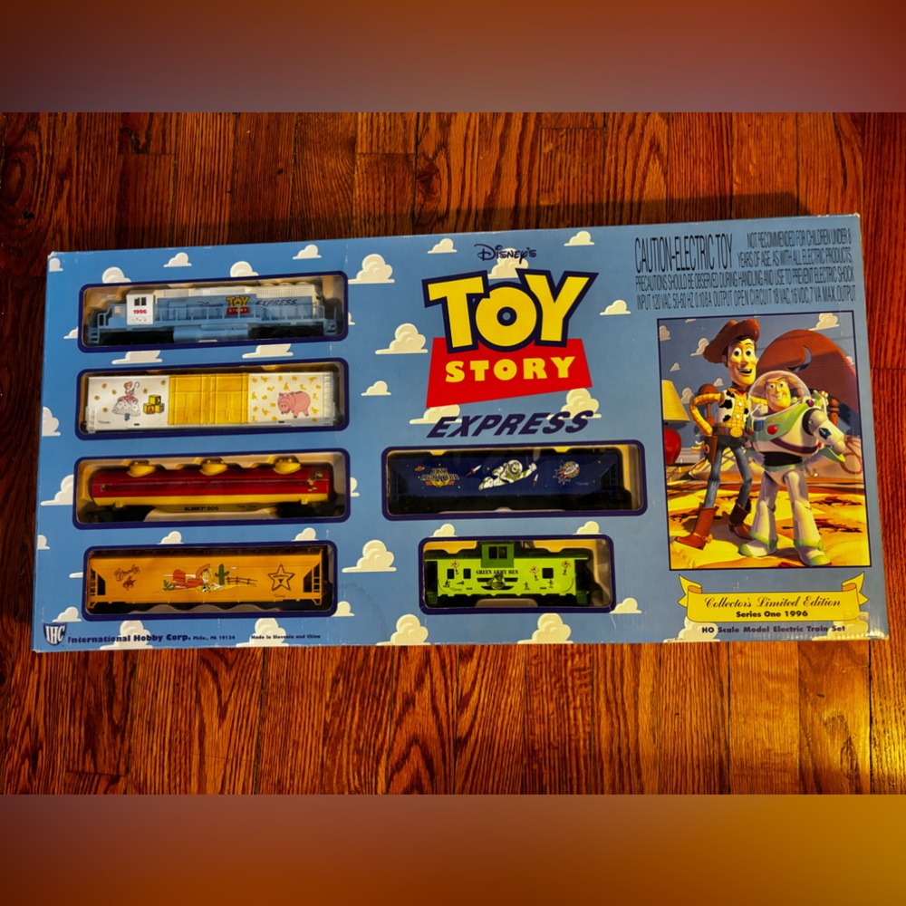 Toy Story vintage 1996 Electric Train set ho scale